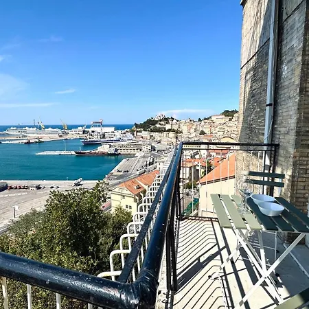 A40 - Ancona, Elegante Bilocale In Centro Con Vista Mozzafiato! Apartment Ancona